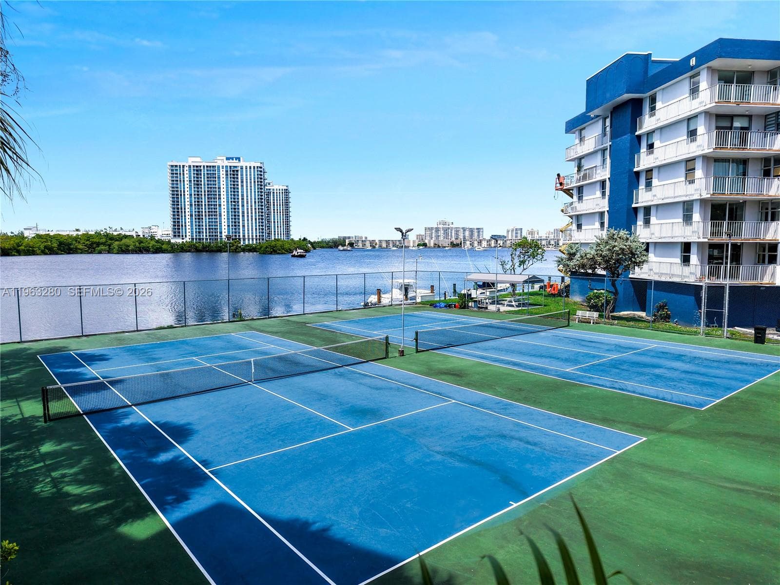 16558 NE 26th Ave # 2A, North Miami Beach, FL 33160 photo 2