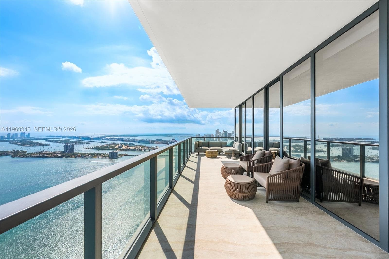 Elysee Miami photo 3