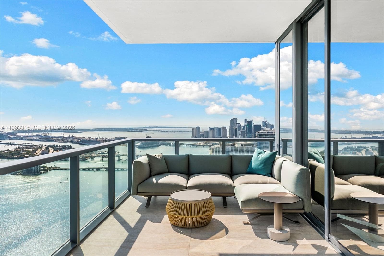 Elysee Miami photo 5