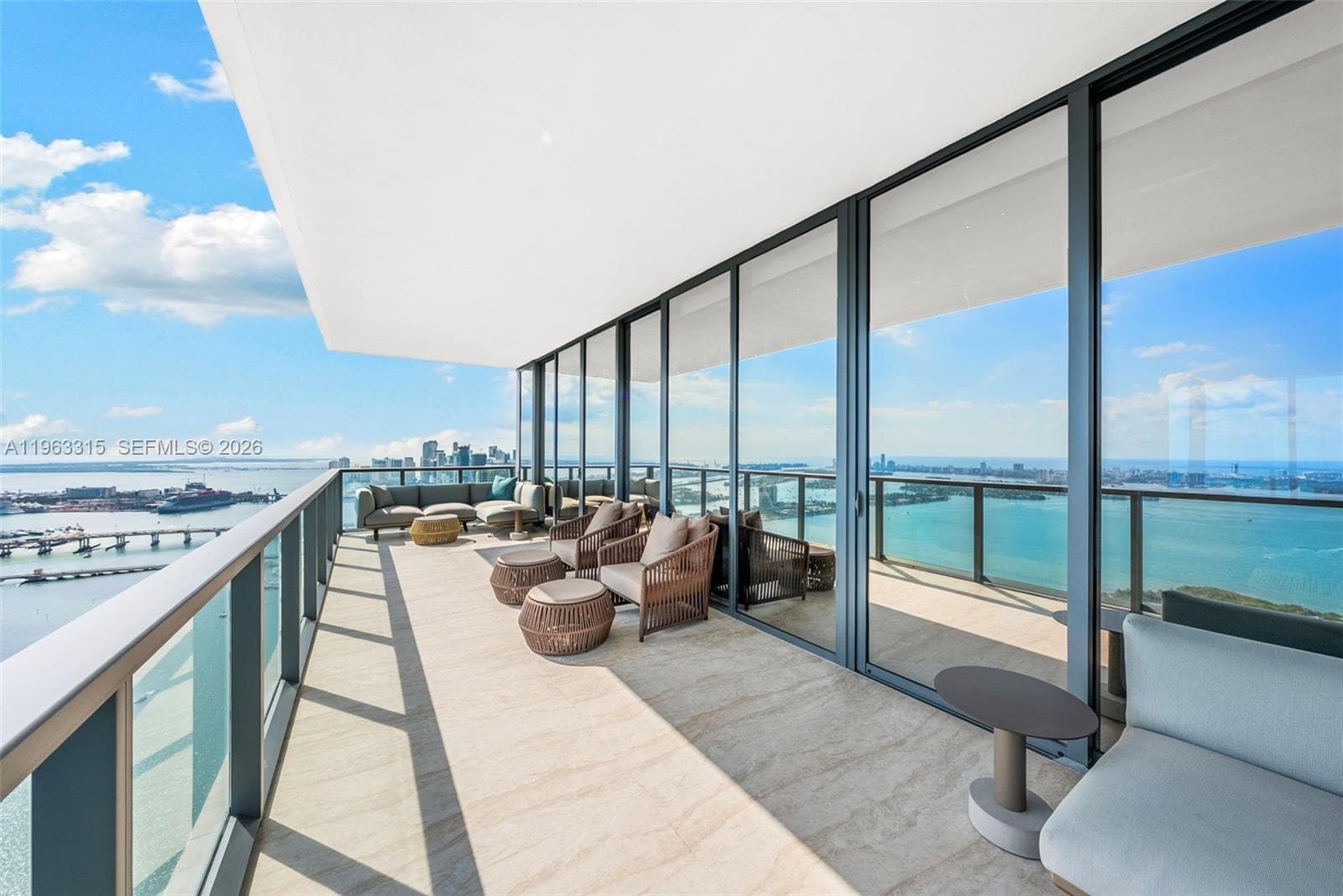Elysee Miami photo 4