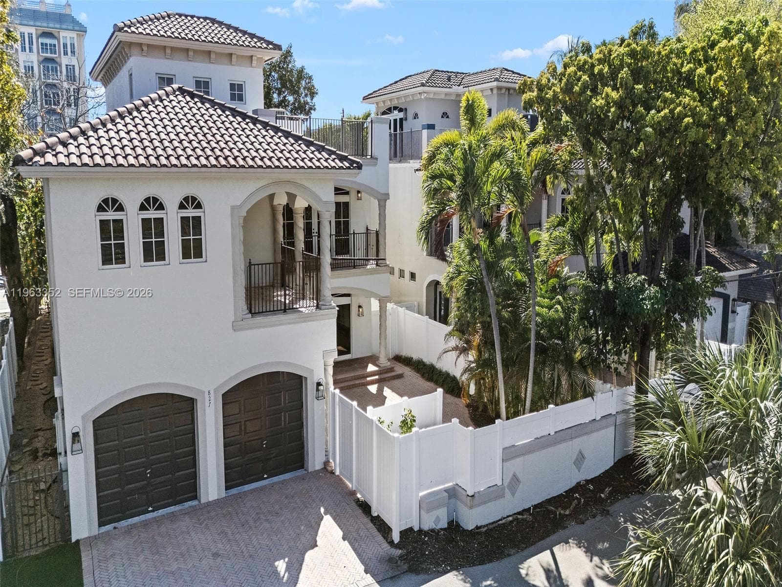 827 SE 2nd Ct, Fort Lauderdale, FL 33301 photo 5