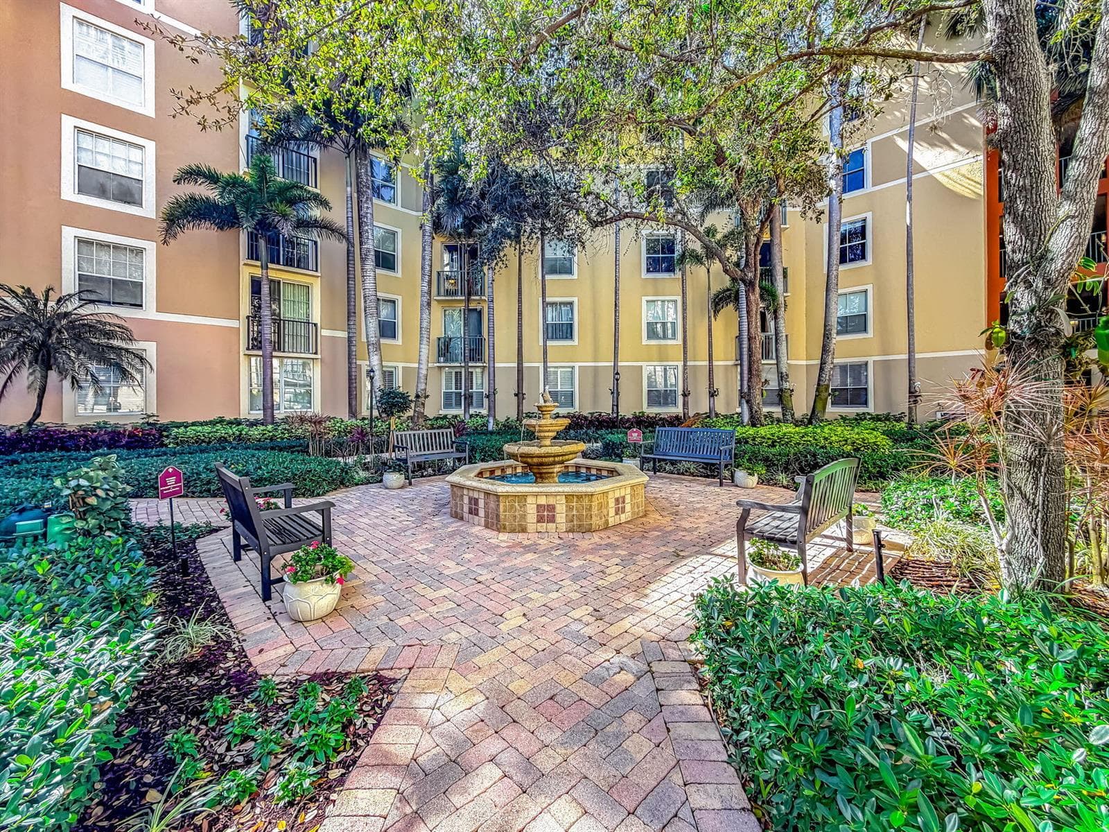 630 S Sapodilla Avenue # 218, West Palm Beach, FL 33401 photo 3
