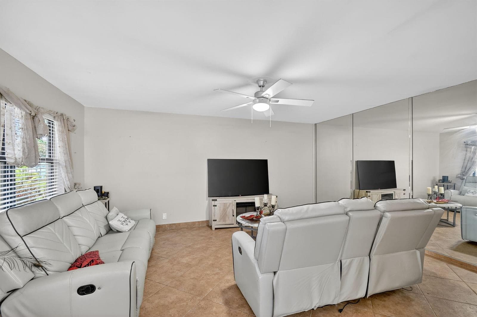 743 Burgundy P, Delray Beach, FL 33484 photo 5