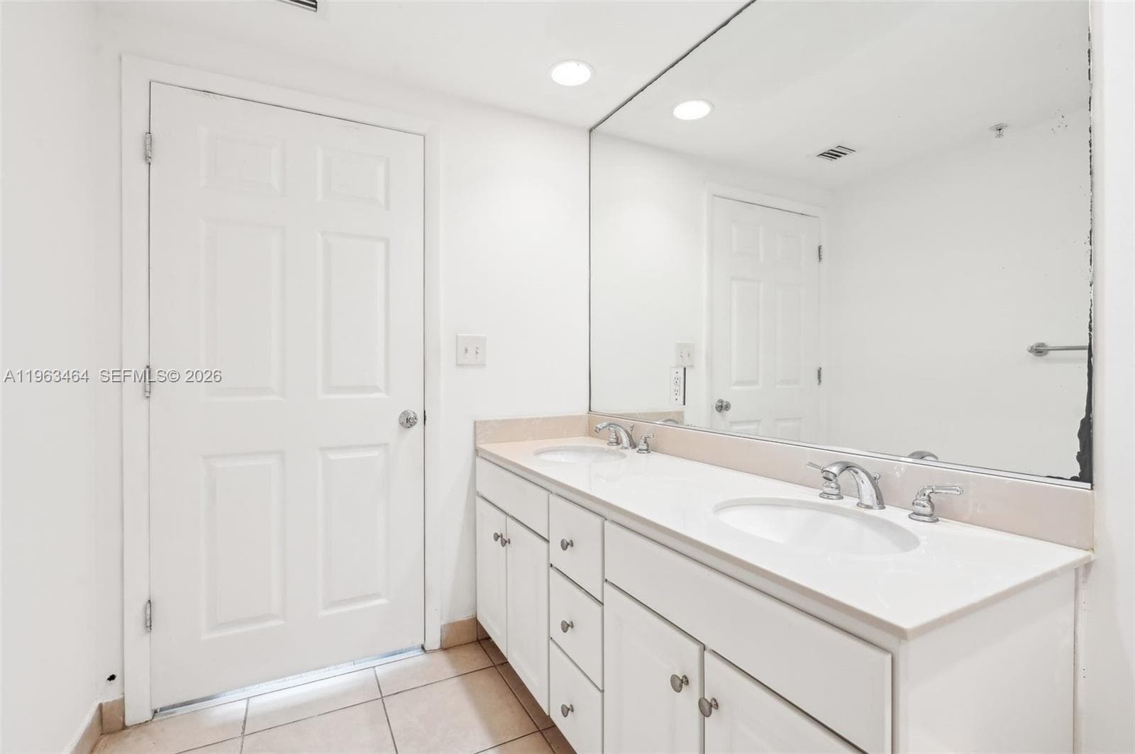 2000 N Bayshore Dr # 304, Miami, FL 33137 photo 5