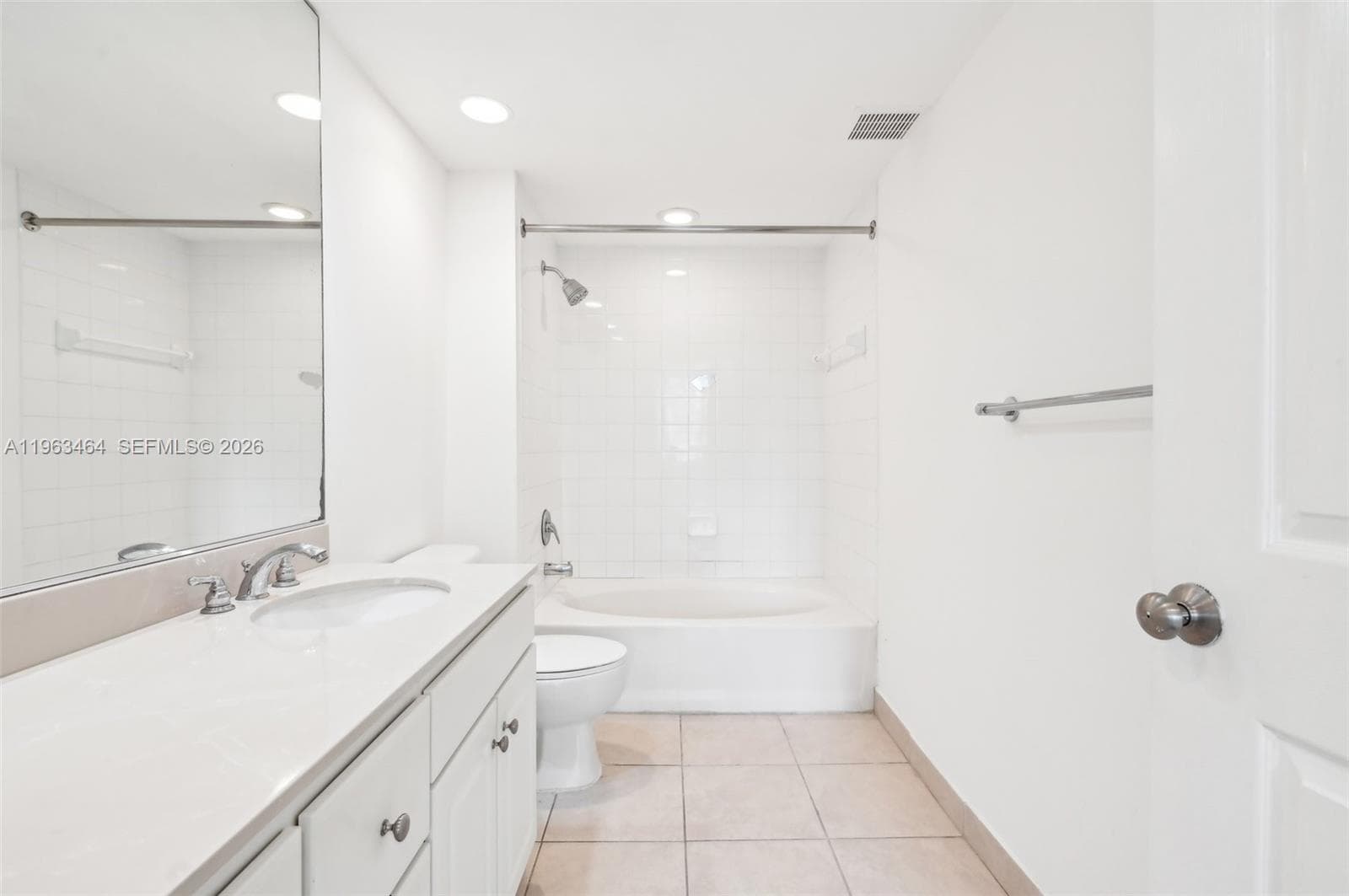 2000 N Bayshore Dr # 304, Miami, FL 33137 photo 4