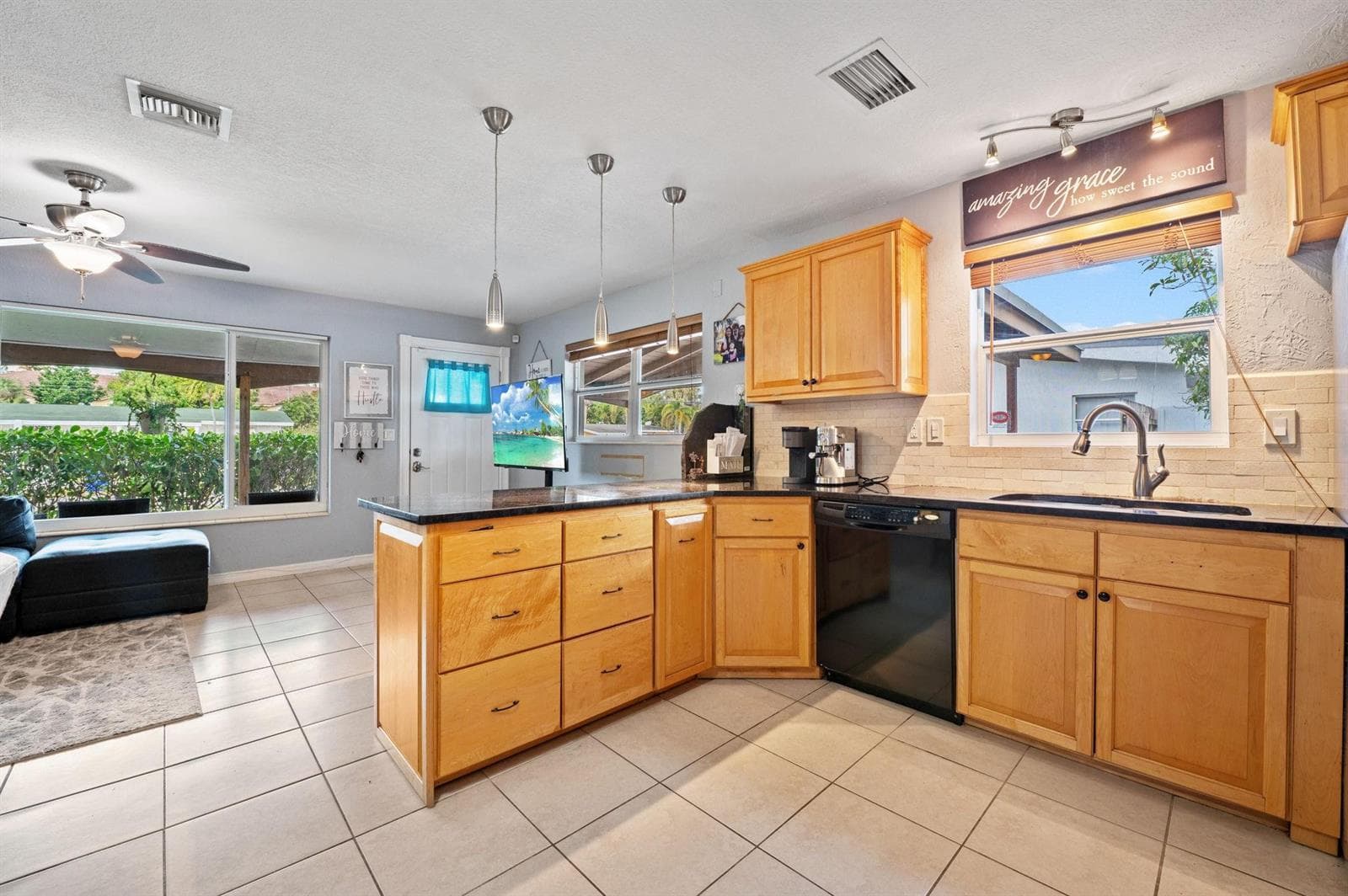5554 SW 6th Street, Margate, FL 33068 photo 4