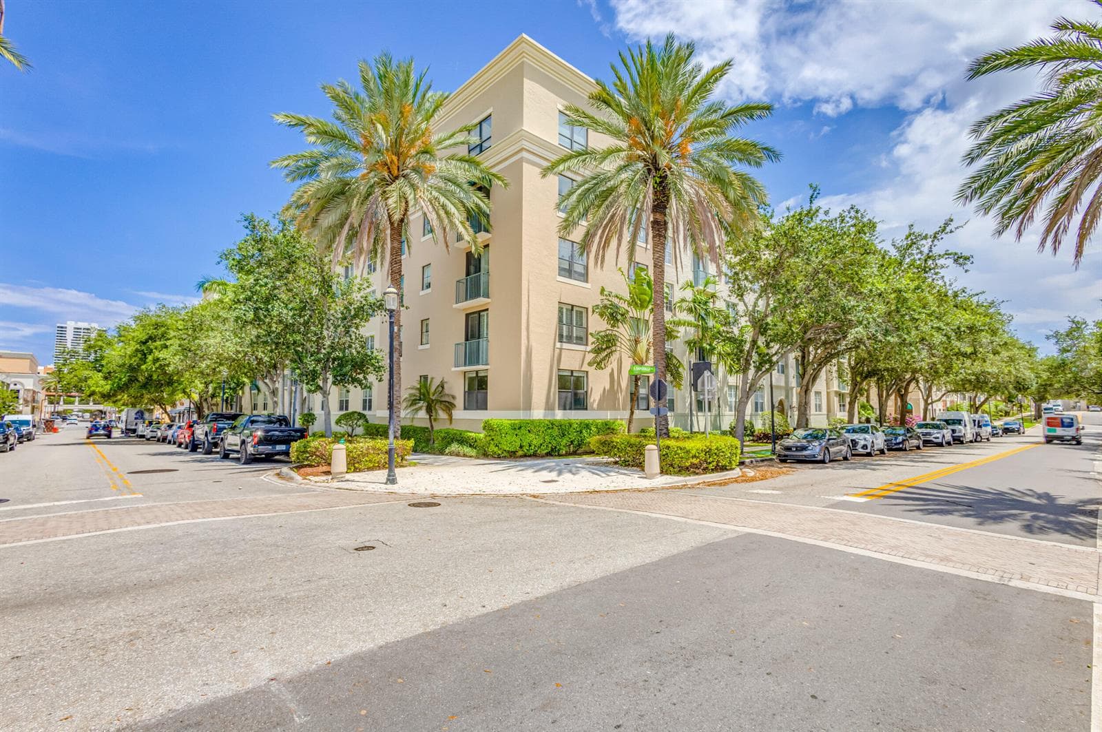 630 S Sapodilla Avenue # 112, West Palm Beach, FL 33401