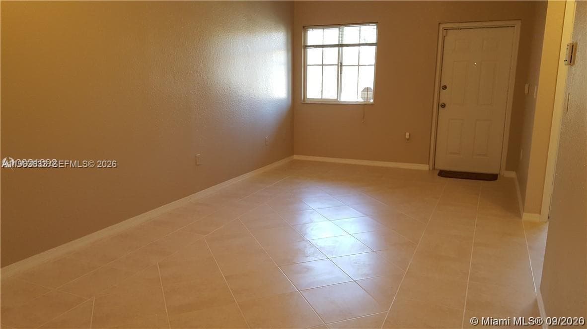 1260 SE 31st Ct # 204-34, Homestead, FL 33035 photo 2