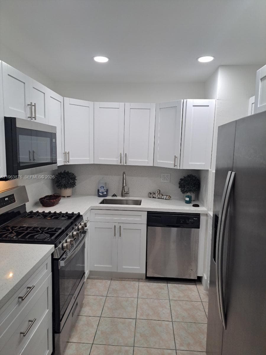 3020 E Missionwood Ln # A-56, Miramar, FL 33025 photo 2