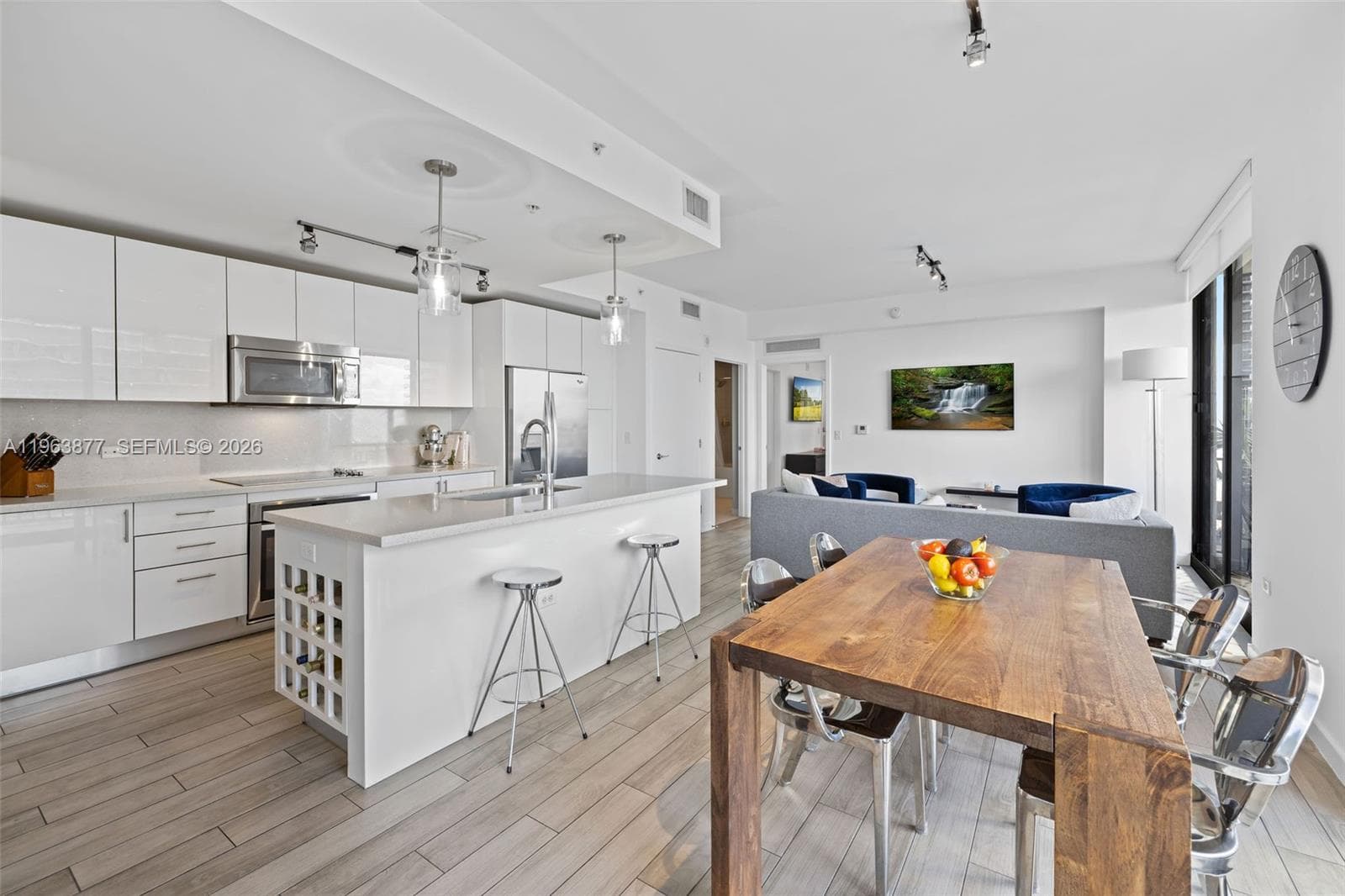 999 SW 1st Ave # 2303, Miami, FL 33130 photo 3
