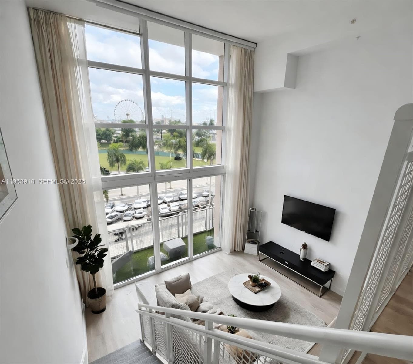 253 NE 2nd St # 433, Miami, FL 33132 photo 3