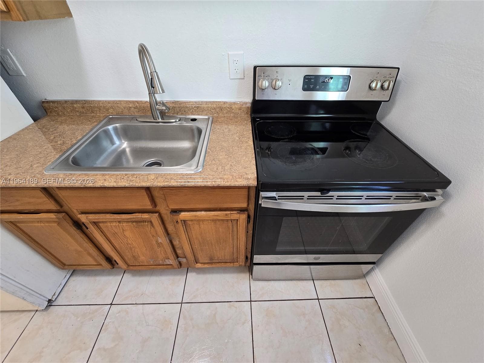 535 NW 7th St # 9, Miami, FL 33136 photo 4