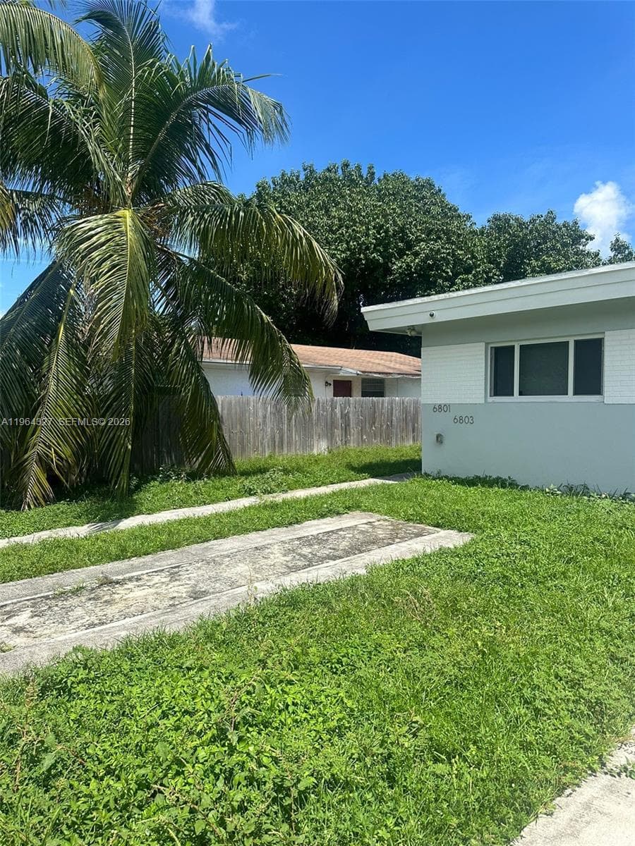 6801 NW 2nd Ct, Miami, FL 33150 photo 3