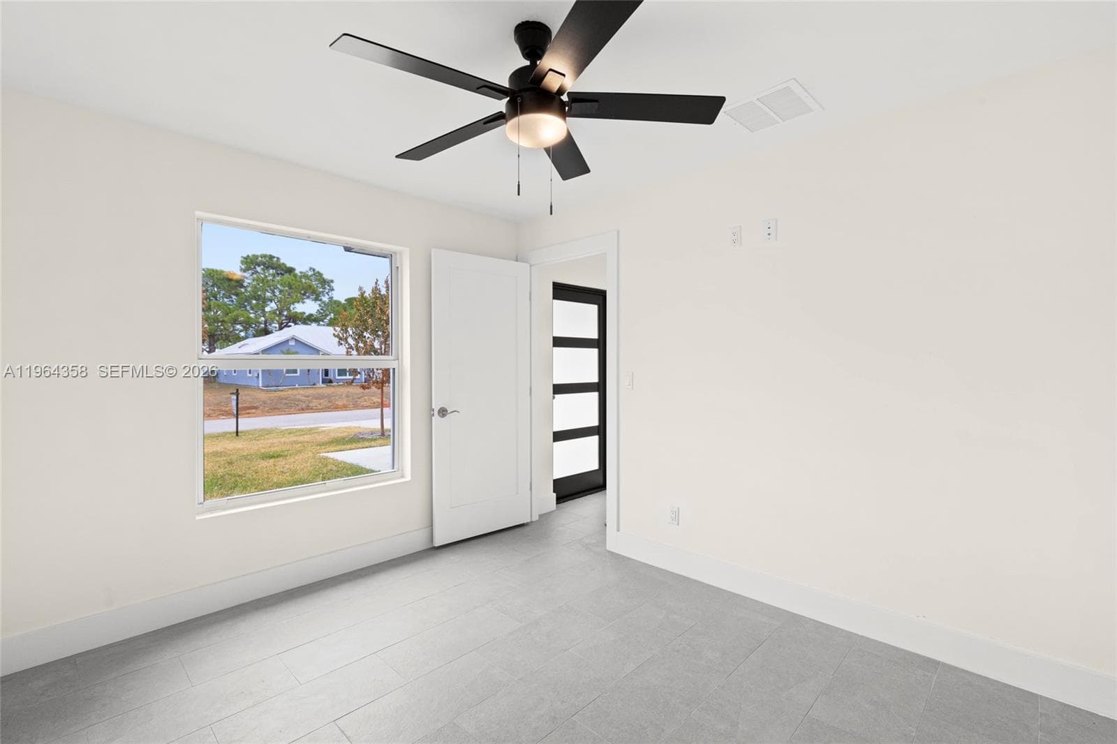 560 SW Carter Ave, Port St. Lucie, FL 34983 photo 5