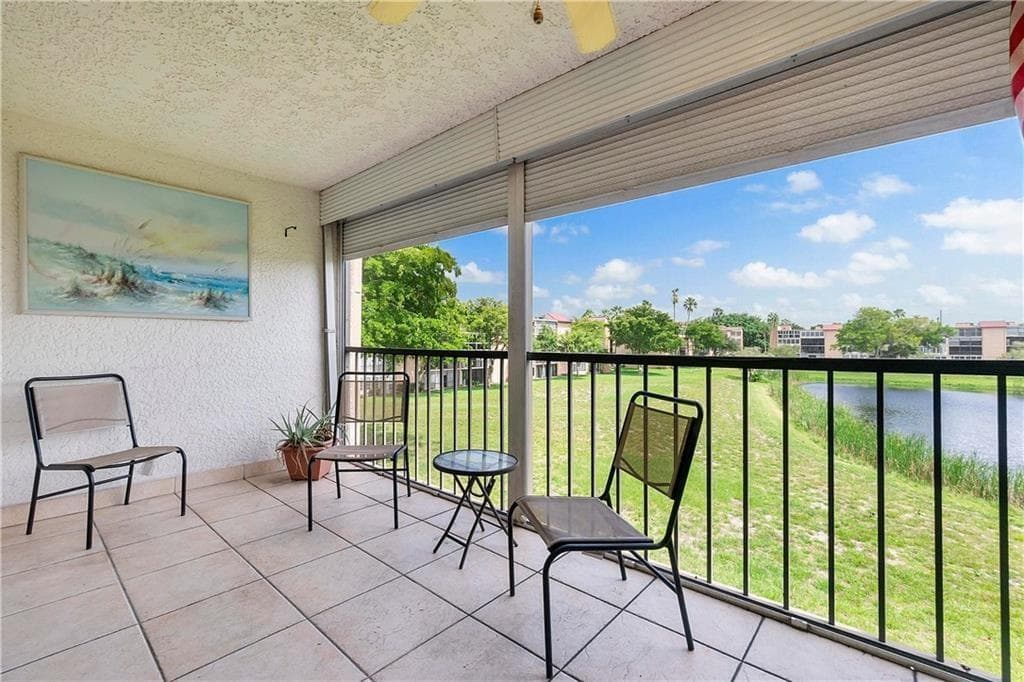 7210 Lake Circle Drive # 306, Margate, FL 33063 photo 2