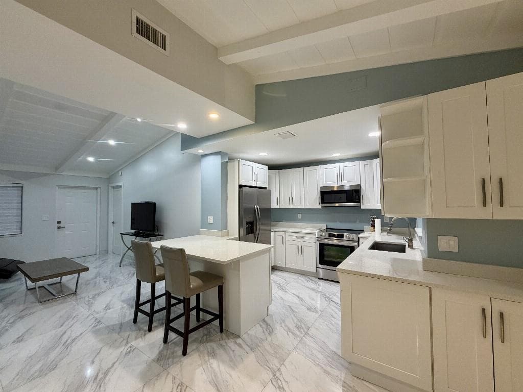 1130 NW 7th Avenue, Fort Lauderdale, FL 33311 photo 5