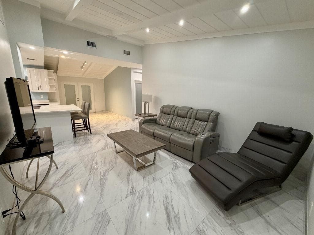 1130 NW 7th Avenue, Fort Lauderdale, FL 33311 photo 4