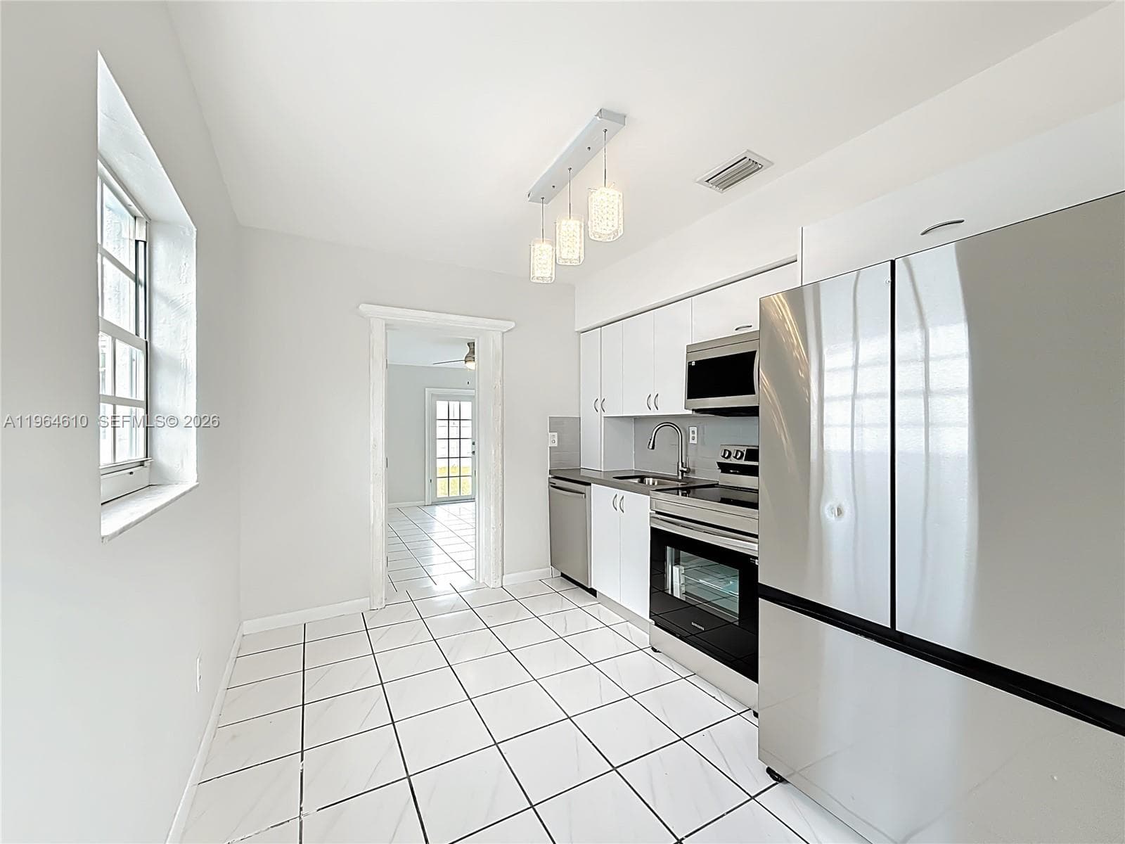 6819 SW 25th St, Miami, FL 33155 photo 5
