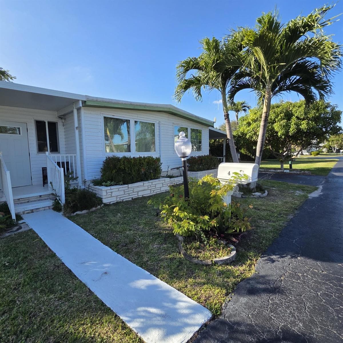 4501 NW 68th Street, Coconut Creek, FL 33073 photo 3
