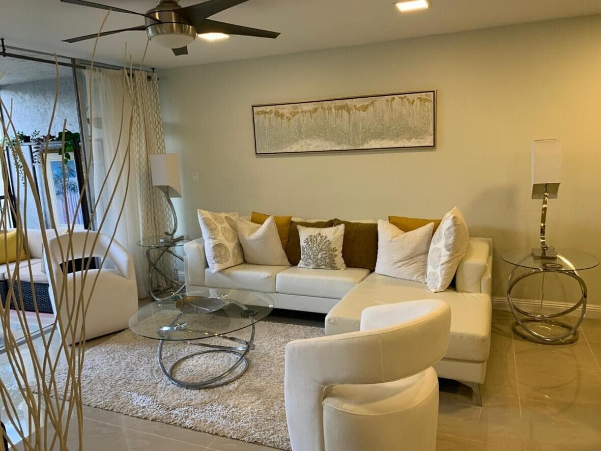 3940 Inverrary Boulevard # 302, Lauderhill, FL 33319 photo 5