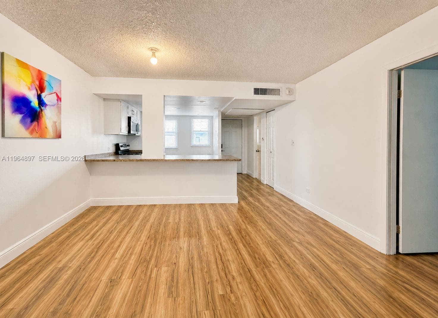445 NE 195th St # 429, Miami, FL 33179 photo 4