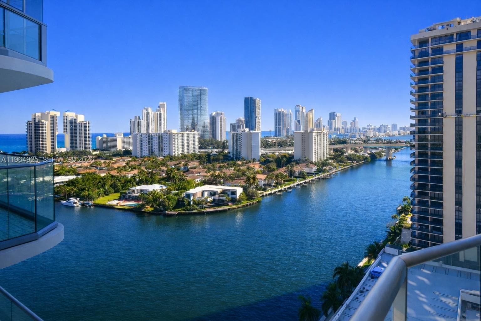 19707 Turnberry Way # 20G, Aventura, FL 33180 photo 2