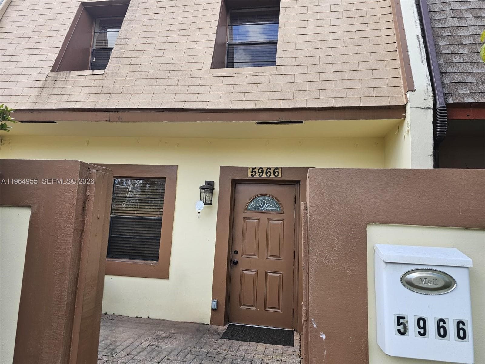 5966 NW 24th Ct, Sunrise, FL 33313 photo 2