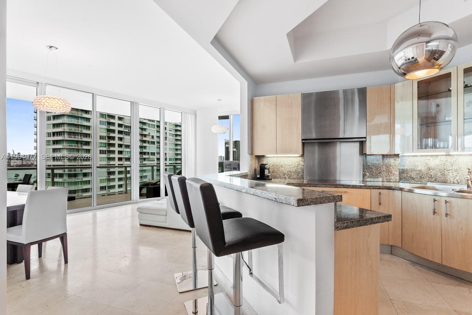100 S Pointe Dr # 1001, Miami Beach, FL 33139 photo 5