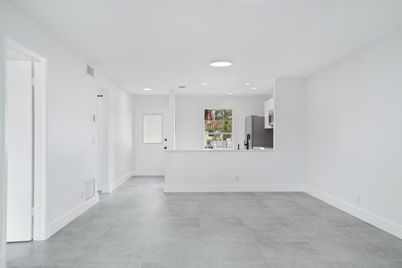 737 Nantucket Circle # B, Lake Worth, FL 33467 photo 4