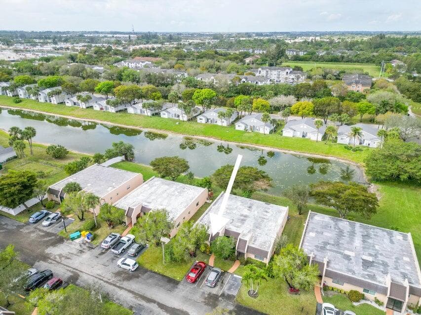 107 Lake Terry Drive, West Palm Beach, FL 33411 photo 2