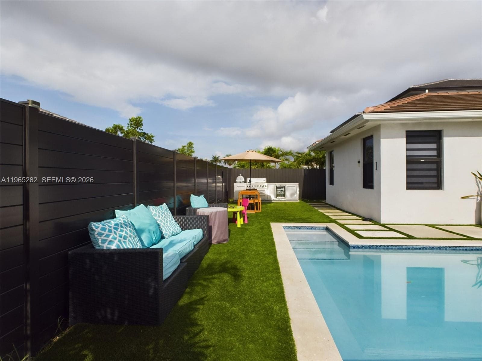 14560 SW 22nd Ter, Miami, FL 33175 photo 2