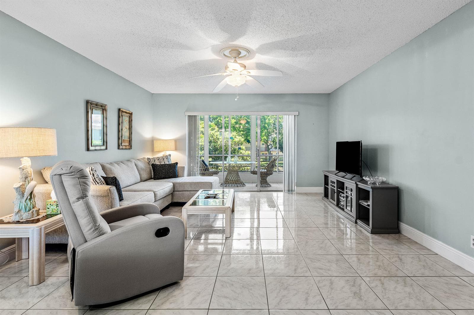 721 Lori Drive # 208, Palm Springs, FL 33461 photo 5