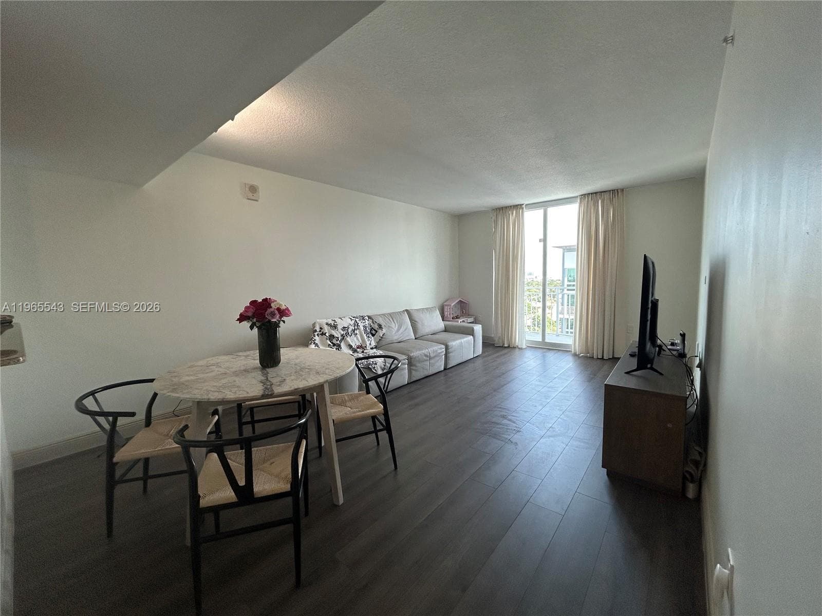 60 NW 37th Ave # 1205, Miami, FL 33125 photo 4