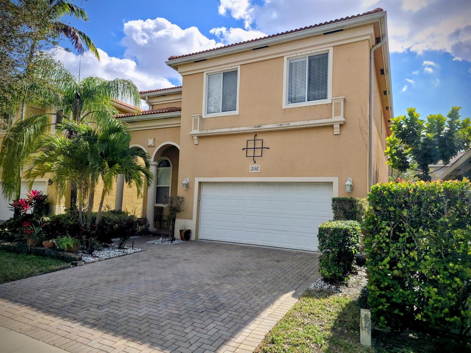 236 Gazetta Way, West Palm Beach, FL 33413 photo 3