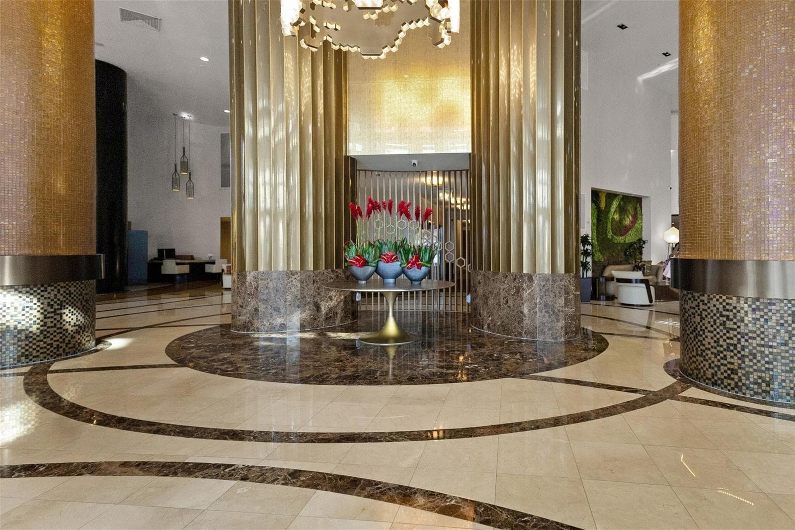 Trump International Beach Resort photo 5