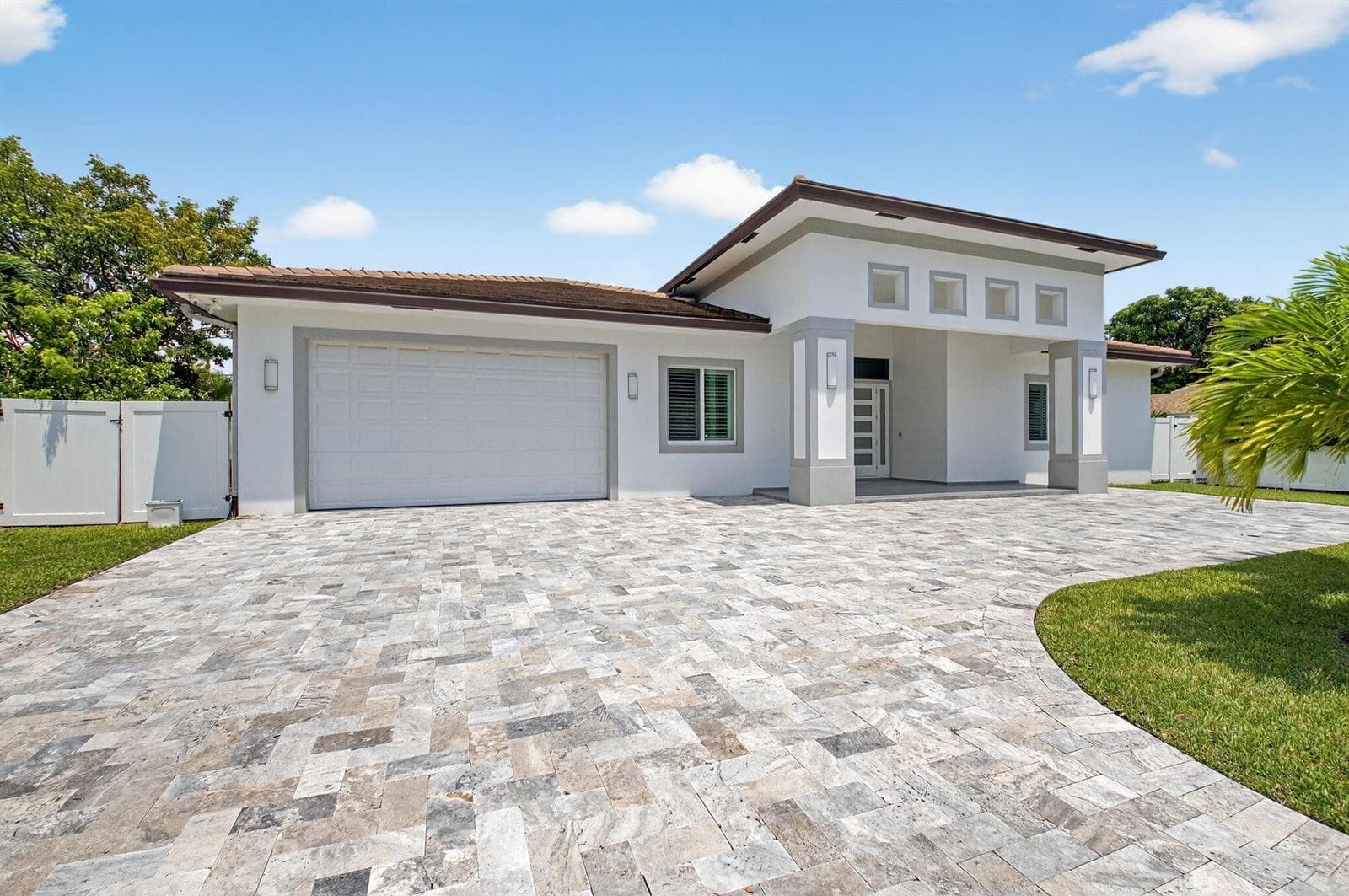 711 NE 6th Street, Boca Raton, FL 33432 photo 2
