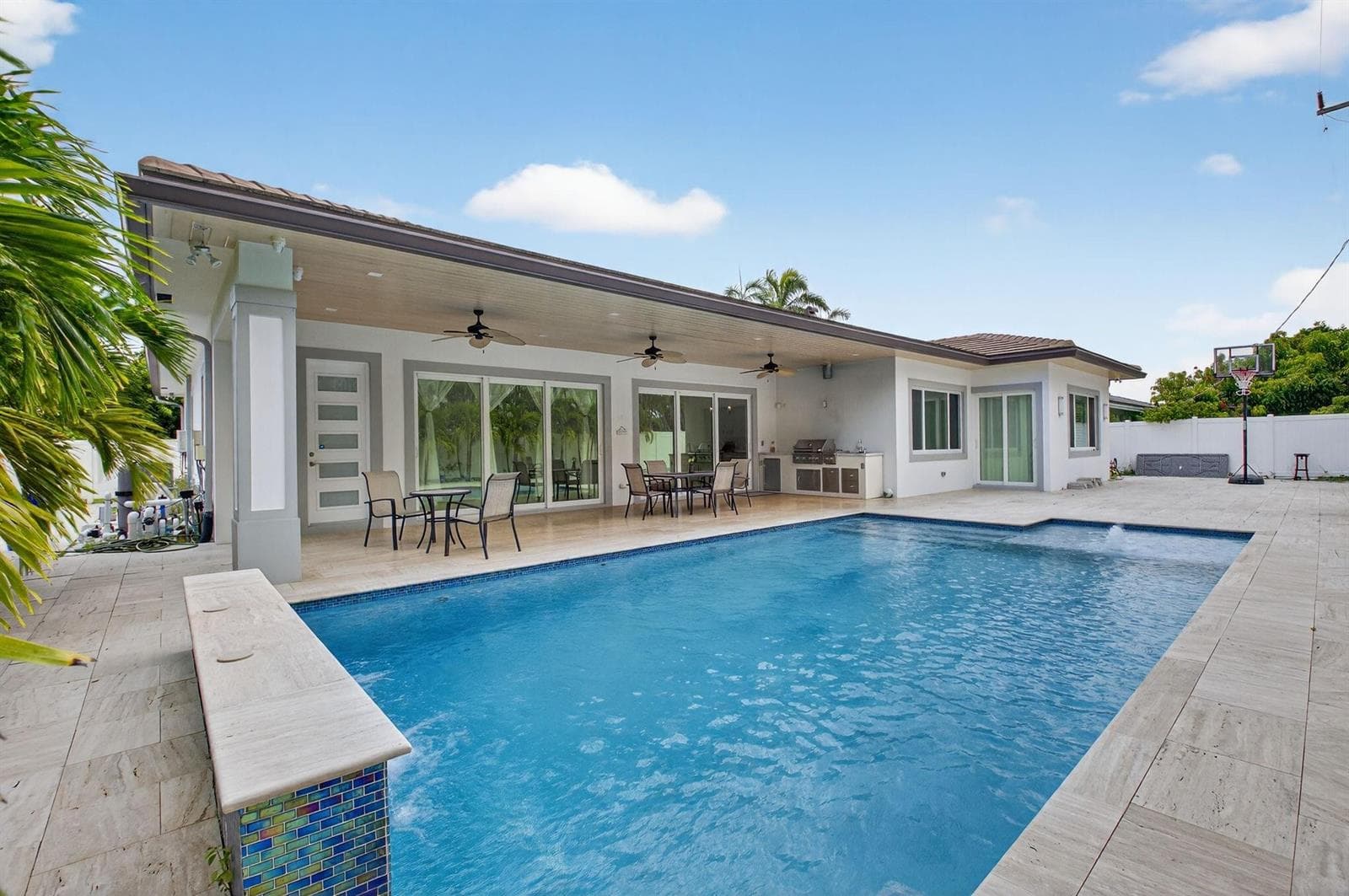 711 NE 6th Street, Boca Raton, FL 33432 photo 3