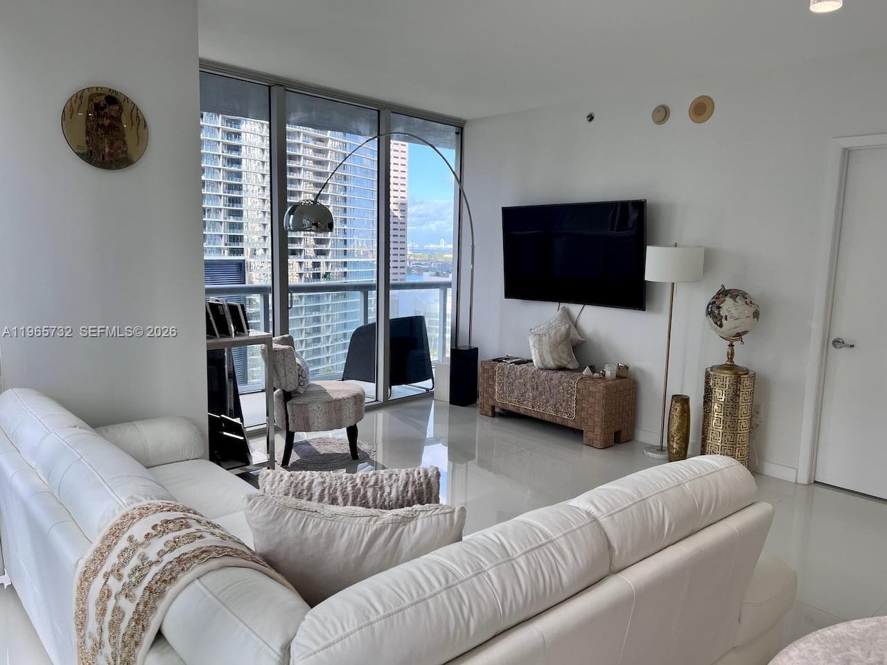 475 Brickell Ave # 1715, Miami, FL 33131 photo 5