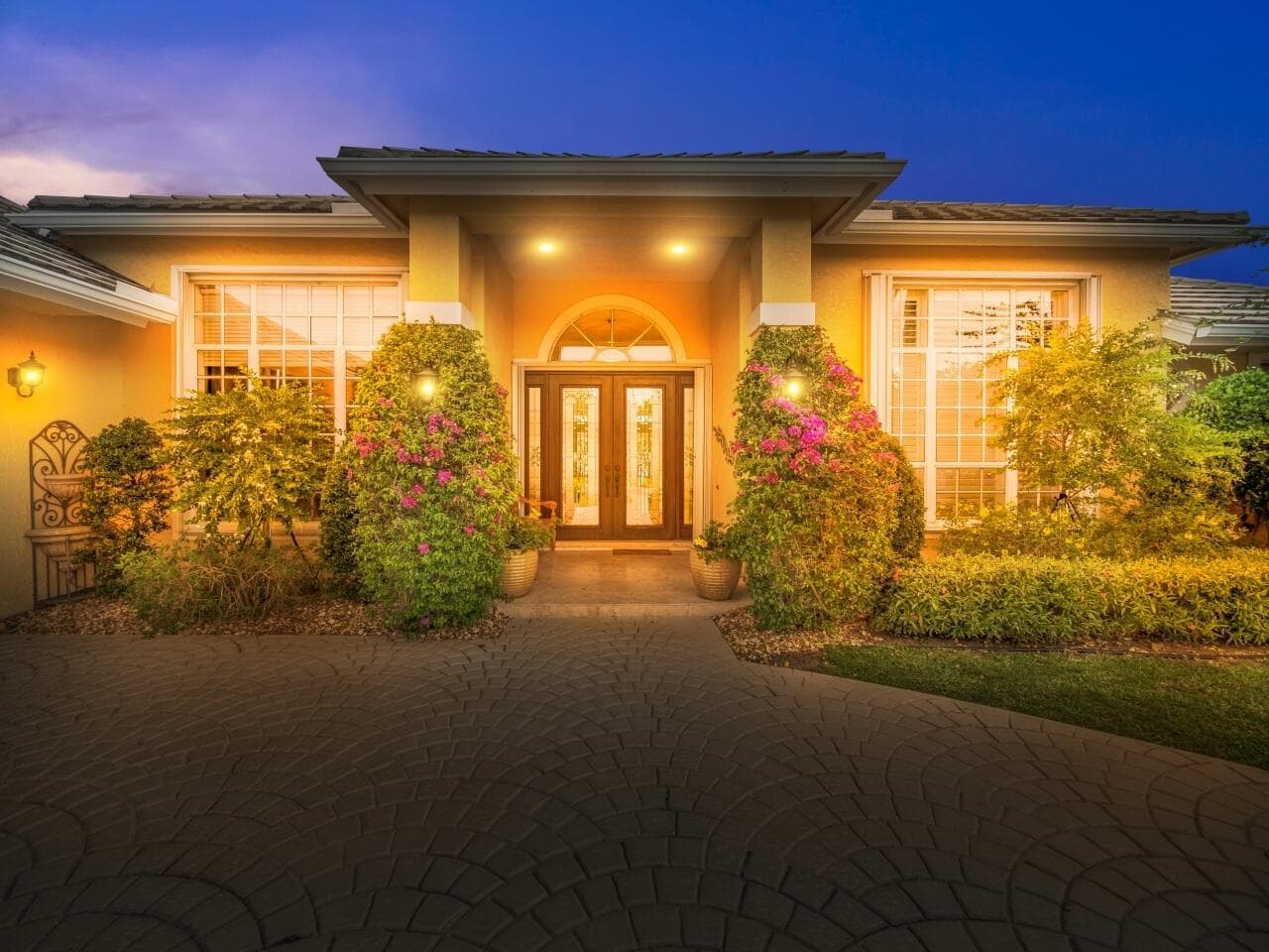 129 Brookhaven Court, Palm Beach Gardens, FL 33418