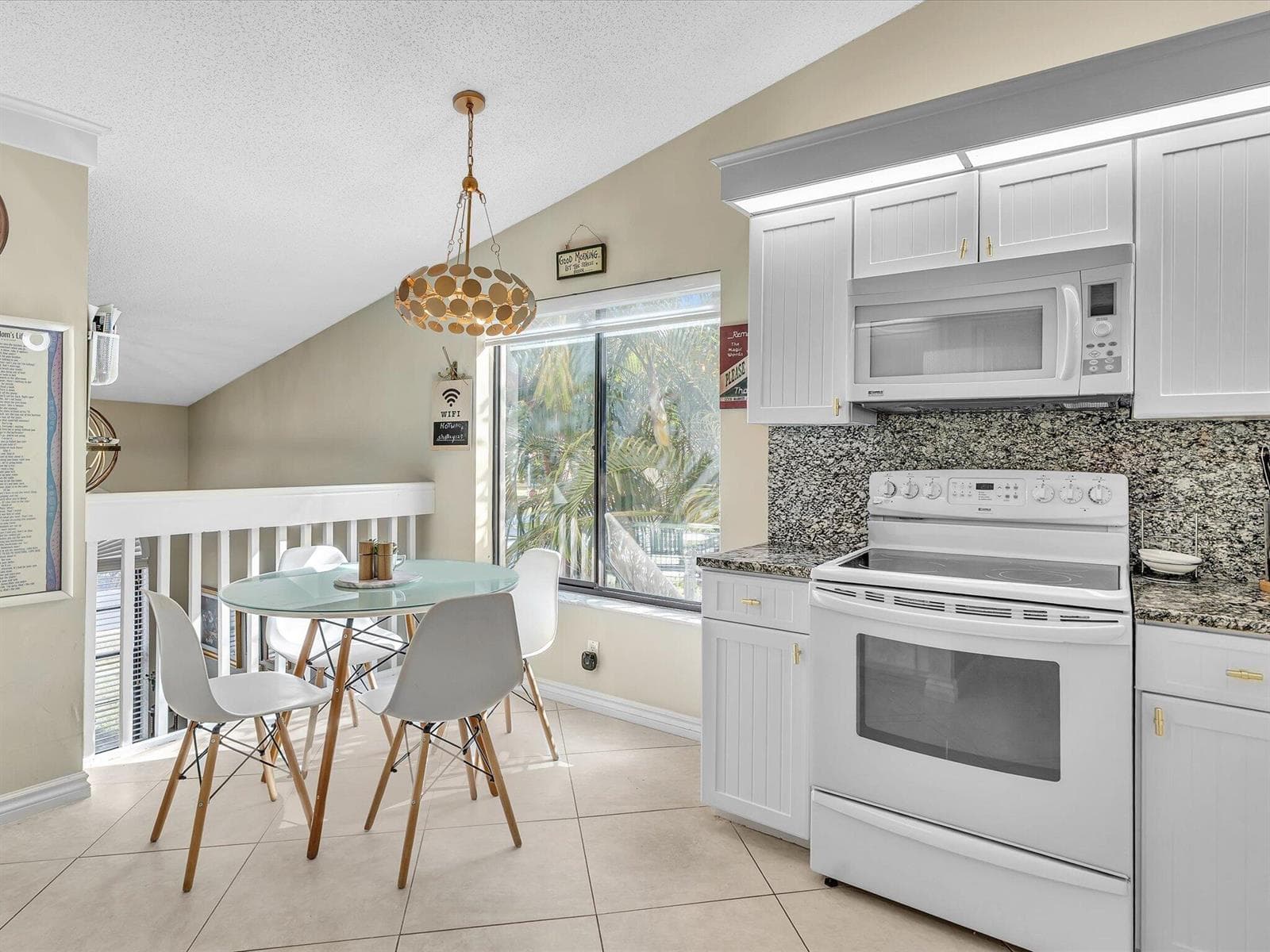 10215 N Circle Lake Drive # 201, Boynton Beach, FL 33437 photo 5