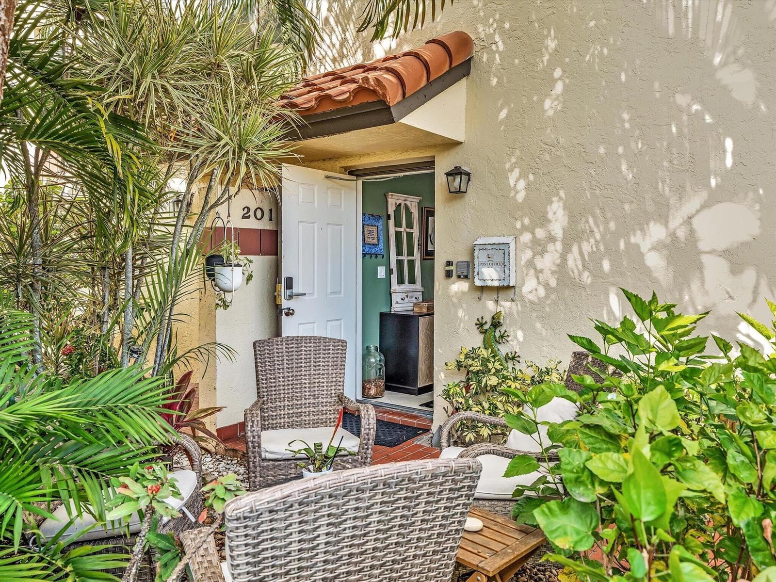 10215 N Circle Lake Drive # 201, Boynton Beach, FL 33437 photo 4