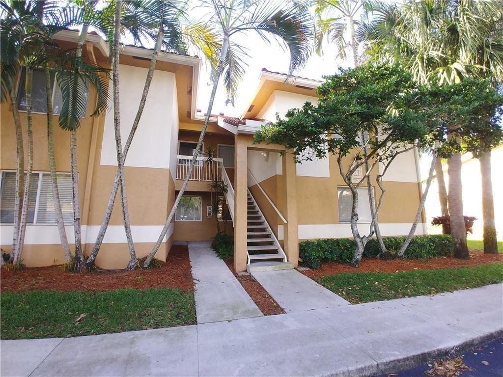 705 NW 91st Terrace, Plantation, FL 33324 photo 3
