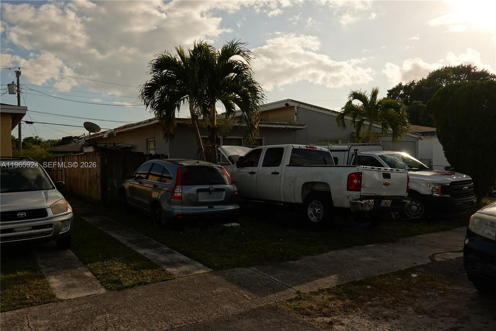 810 NW 84th Ter, Miami, FL 33150 photo 3
