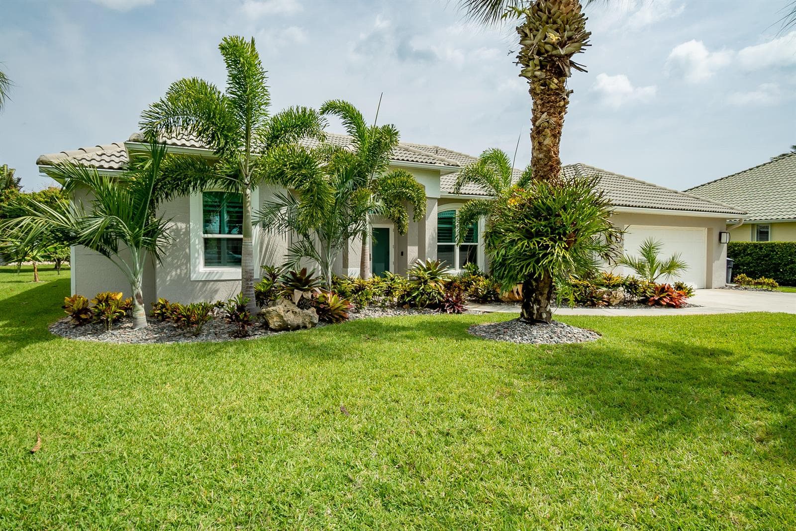 1714 Coconut Drive, Fort Pierce, FL 34949 photo 2