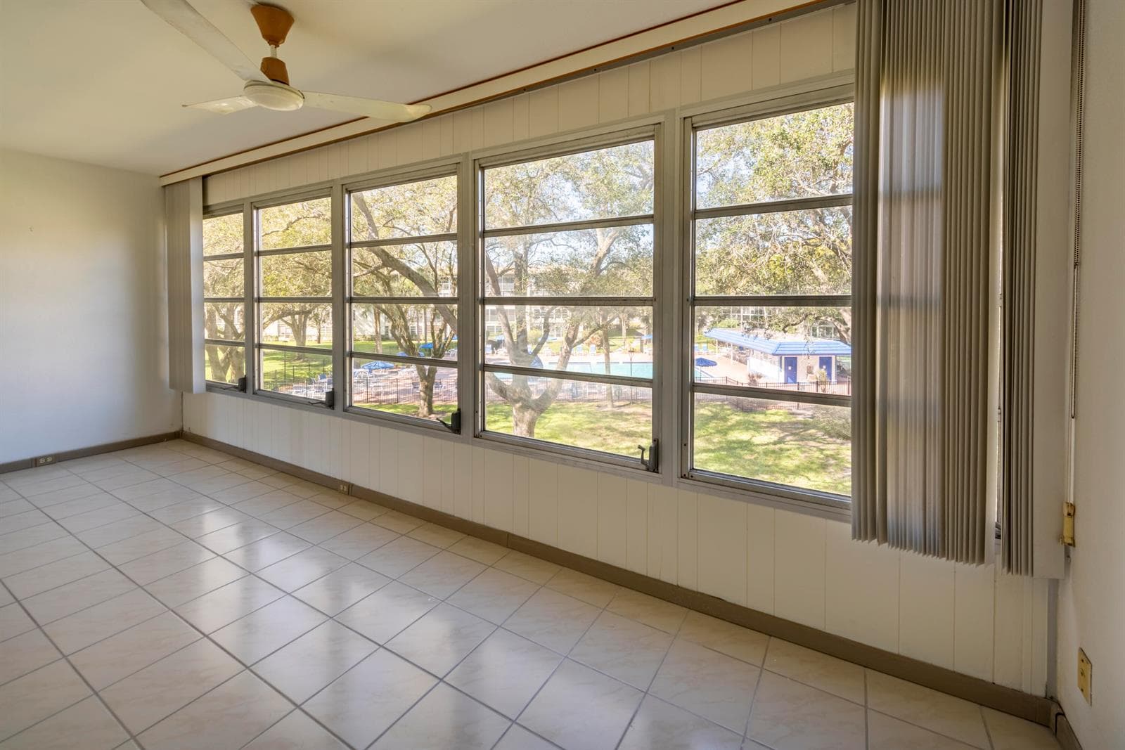 2303 Lucaya Lane # N3, Coconut Creek, FL 33066 photo 3