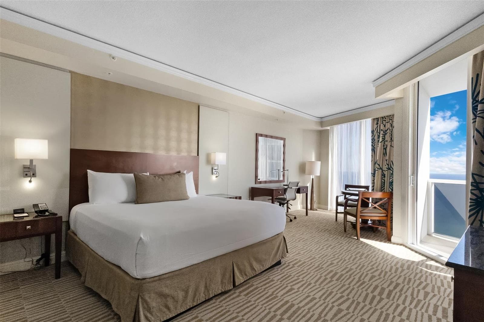 18001 Collins Avenue # 2614, Sunny Isles Beach, FL 33160 photo 2
