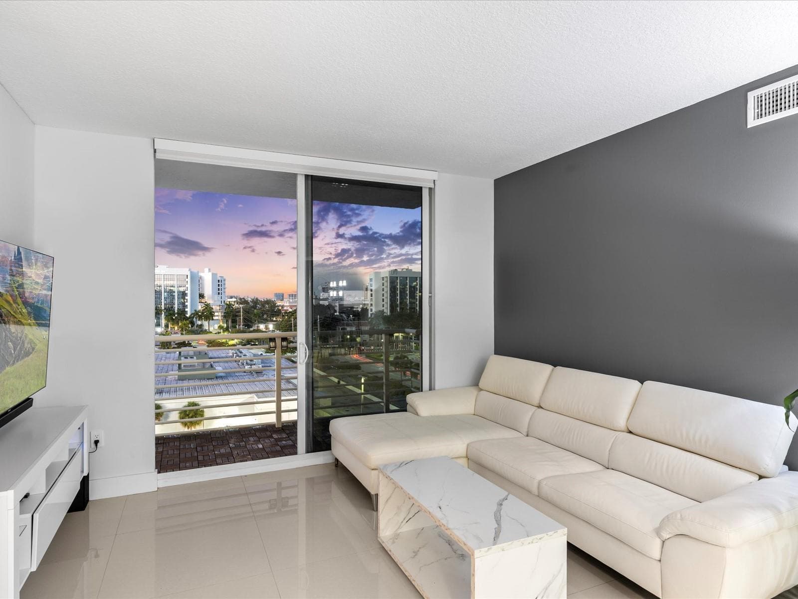 18800 NE 29th Avenue # 704, Aventura, FL 33180 photo 5