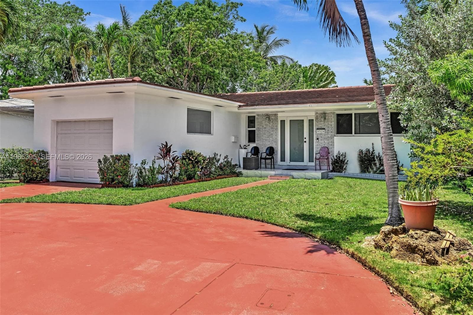 9524 Byron Ave, Surfside, FL 33154 photo 5