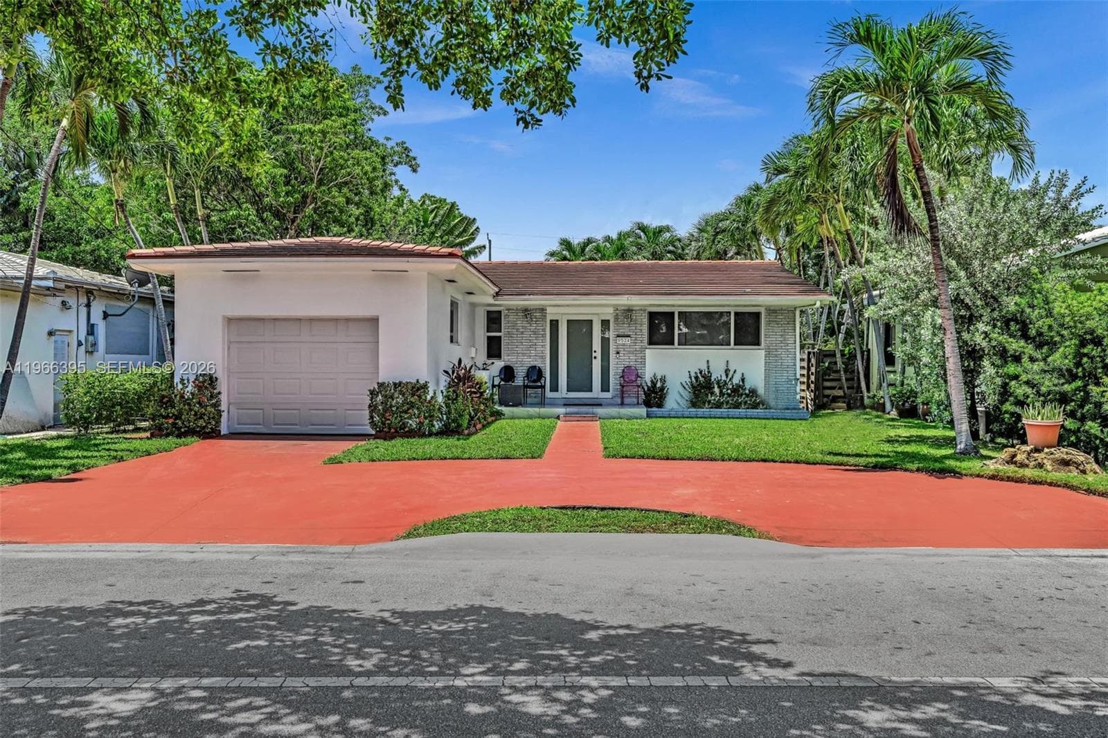 9524 Byron Ave, Surfside, FL 33154 photo 4