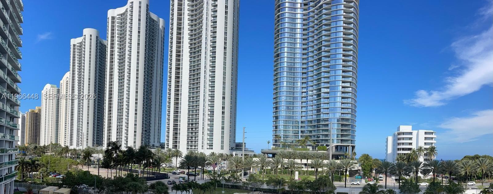 100 Bayview Dr # 412, Sunny Isles Beach, FL 33160 photo 3